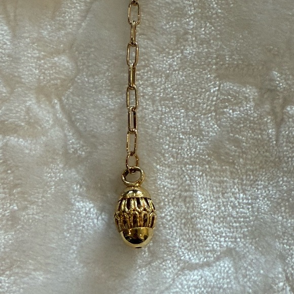 Luxury Pearl & Crystal Handbag Charm Keychain – Gold Tassel Accent - Handmade - Picture 8 of 9